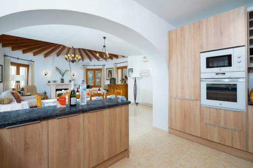 Xabia Villa Sleeps 8 Pool Air Con Wifi