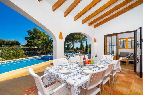 Xabia Villa Sleeps 8 Pool Air Con Wifi