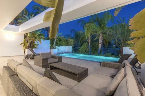 Xabia Villa Sleeps 4 Pool Air Con Wifi