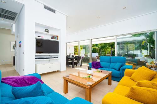 Xabia Villa Sleeps 4 Pool Air Con Wifi
