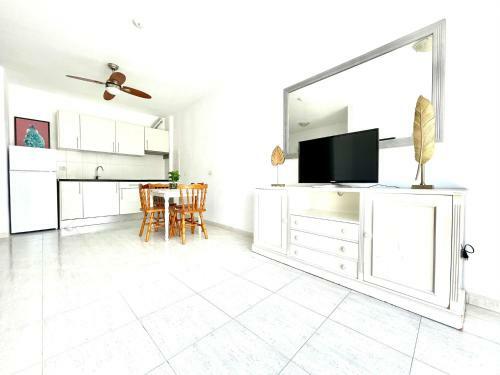 Bonito Apartamento de Un Dormitorio En Playa Paraiso