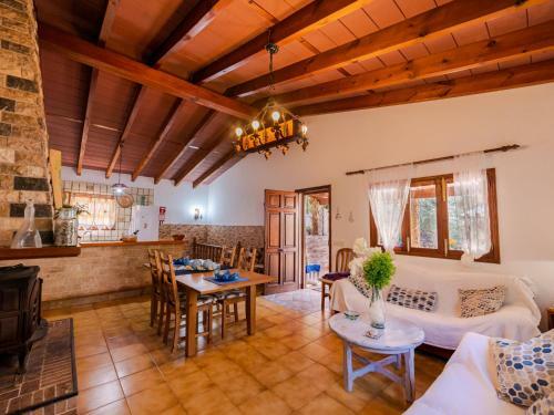 Holiday Home Cala Tuent