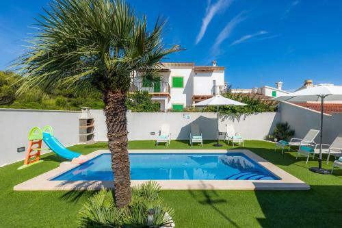 Villa Con Piscina Junto Al Mar