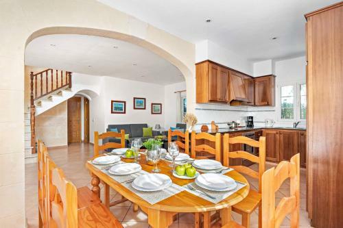Genestar 4 Bedroom Villa, Cala Blanca