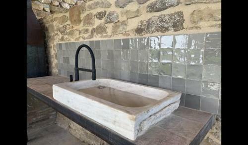 Lladurs Villa Sleeps 16 With Pool