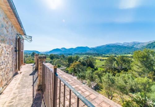 Ullaro Holiday Home Sleeps 8 With Pool Air Con And Wifi