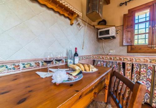 Ullaro Holiday Home Sleeps 8 With Pool Air Con And Wifi
