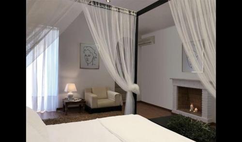 Can Trabal Villa Sleeps 34 With Pool