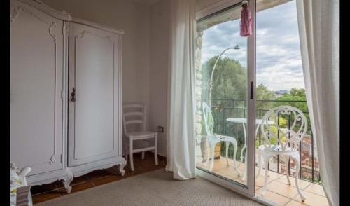 Can Trabal Villa Sleeps 34 With Pool