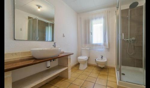 Can Trabal Villa Sleeps 34 With Pool