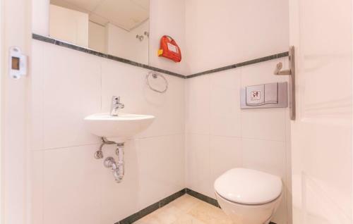 Two-bedroom Apartment In Calahonda