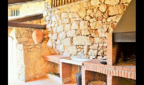 Figols Villa Sleeps 15 With Pool