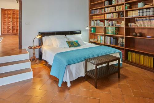 Bab El Oued Villa Ibiza