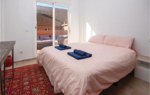 Three-bedroom Apartment In Casares Costa