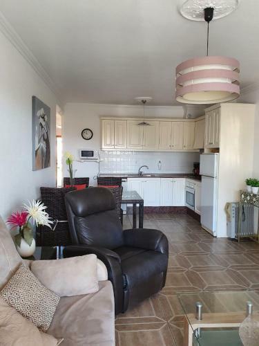 -- Front Line -- Apartments In Playa Flamenca
