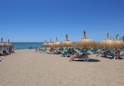 Cabopino Apartment Sleeps 2 With Pool Air Con And Wifi