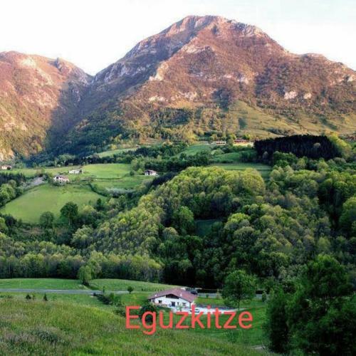 Agroturismo Eguzkitze Alojamiento Rural
