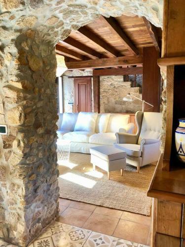 The Cliffs - Cottage Xilloi Beach