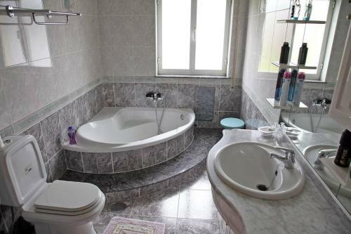 Hostal The Cliffs - Abrela Sand