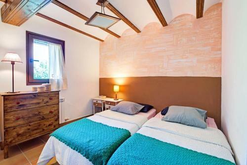 Apartment With 2 Bedrooms In Ardanue