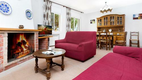 Terrafortuna Villa Sleeps 8 With Pool