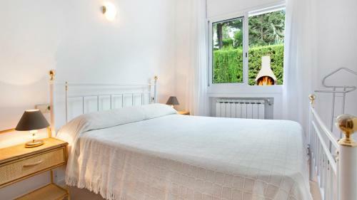 Terrafortuna Villa Sleeps 8 With Pool
