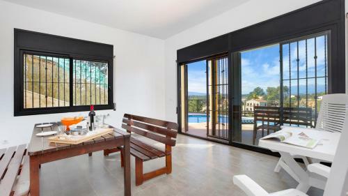 Villa In Terrafortuna Sleeps 8 Includes Swimming Pool