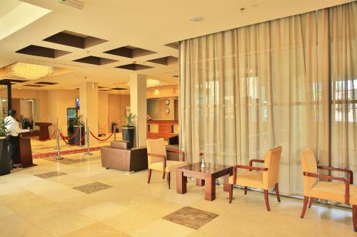 Magnolia Hotel & Conference Center