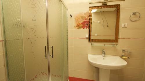 Yinm Furnished Apartment
