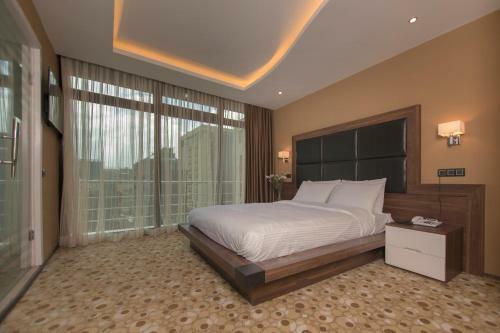 Diamond Hotel