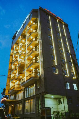 Moonlight Hotel