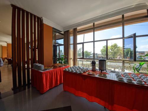 Top Ten Hotel