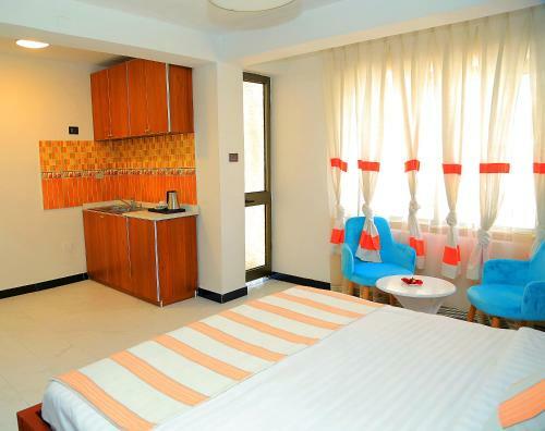 Bed & Breakfast Abat Guest House