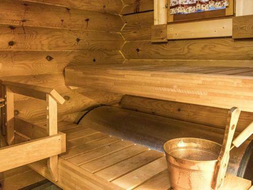 Holiday Home Yll�ksen Tunturihonkamaja 5
