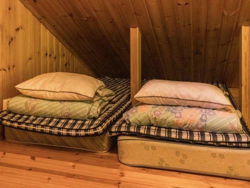 Holiday Home Yll�ksen Tunturihonkamaja 5