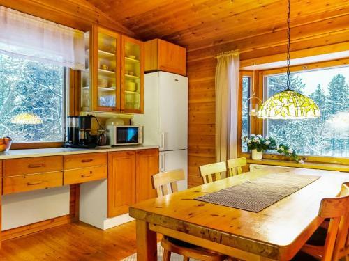 Holiday Home Riekkotupa