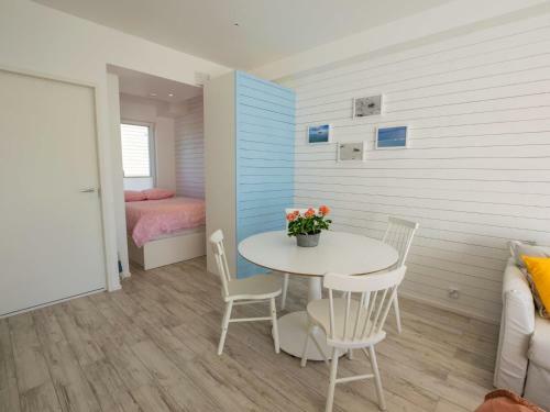 Holiday Home Surf And Turf