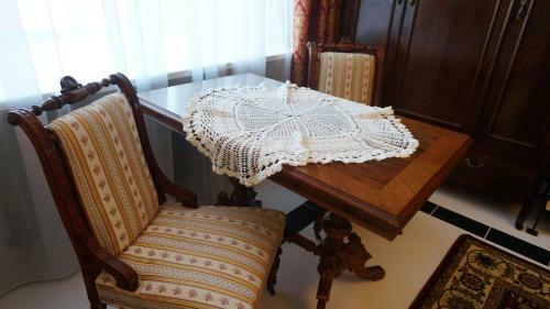 Hostal Apartamenty Galeria Trunk�w