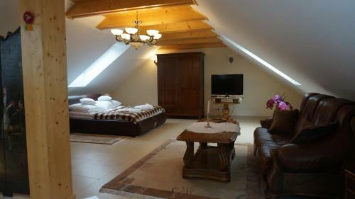 Hostal Apartamenty Galeria Trunk�w