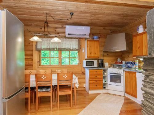 Holiday Home Kastepisara