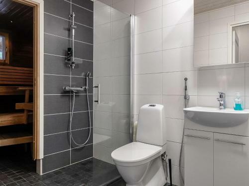 Holiday Home Levin Revontulitaivas E