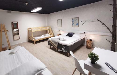 Goiglo Hotel & Hostel