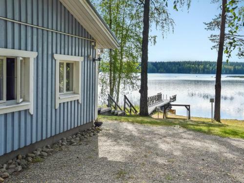 Holiday Home Sinisorsa