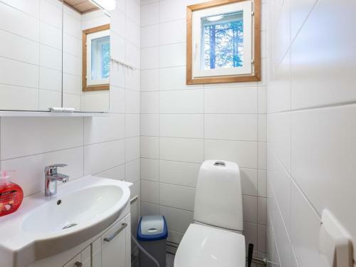 Holiday Home Levirakka E10