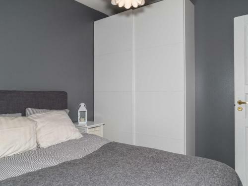 Holiday Home Kuunpimennys 1