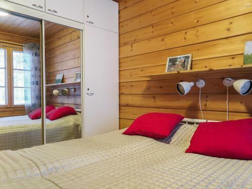 Holiday Home Riekkoluosto