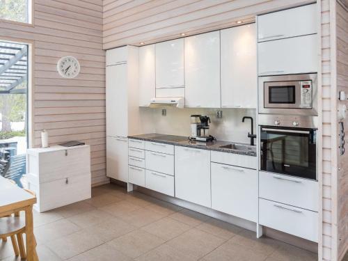 Holiday Home Villa Lumikko