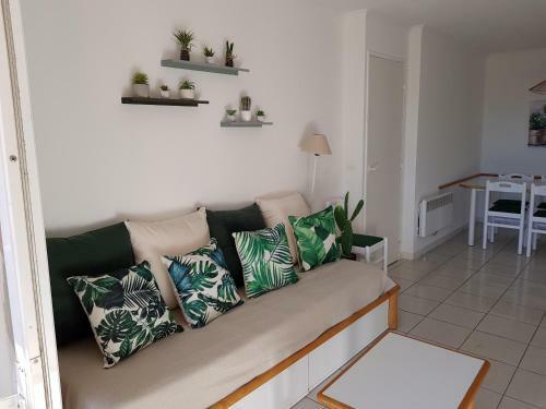 Apartamento 3m F2 005 - 360la
