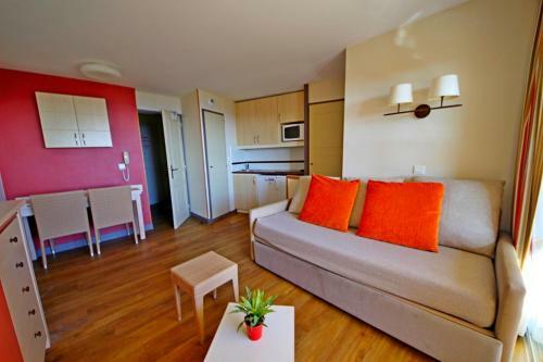 Apartamento 2m - D4 256 - 421la