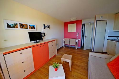 Apartamento 2m - D4 256 - 421la